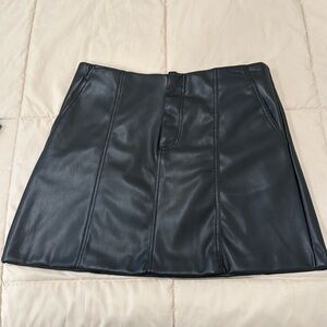 Size M Zara skirt